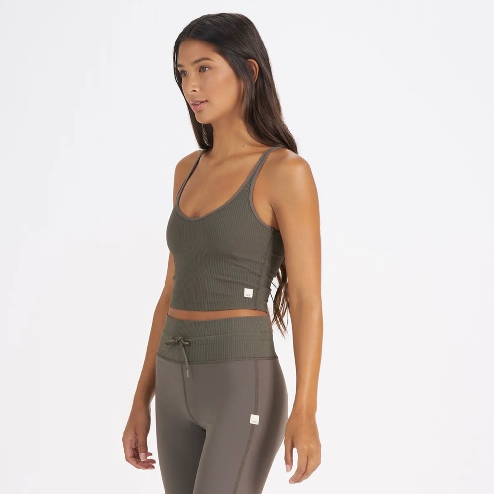 Vuori rib tank, worn once. Perfect condition.